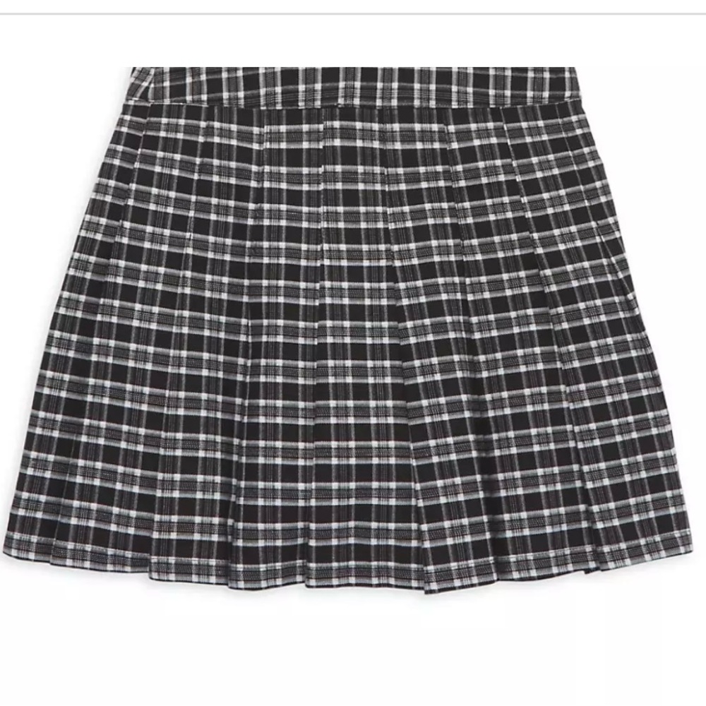 Kids Katie J plaid skirt size medium in perfect condition